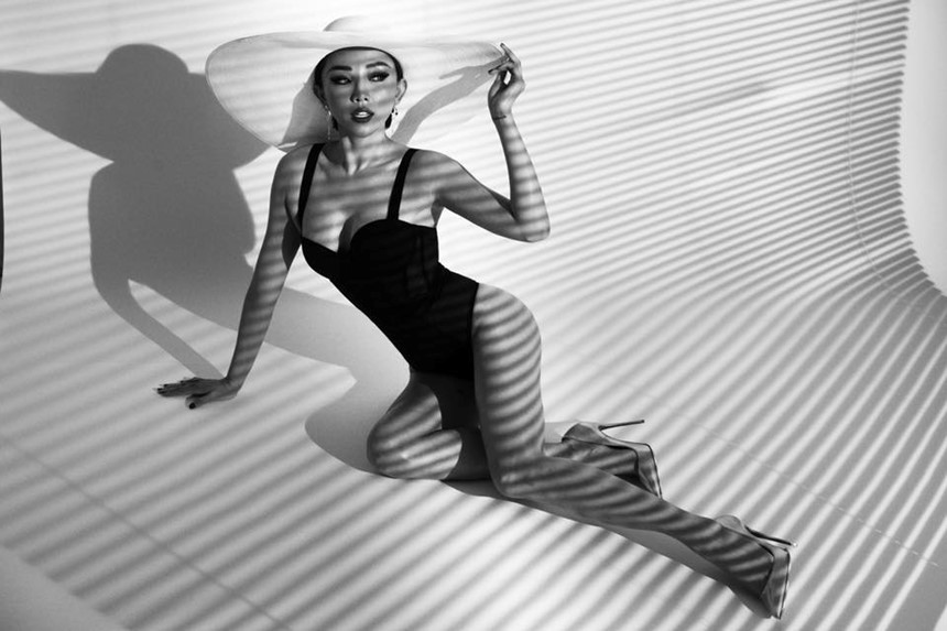 Angela Phương Trinh châm ngòi cuộc đua khoe thân của mỹ nhân showbiz?